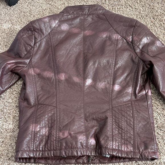 Leather Jacket - Picture 4 of 4